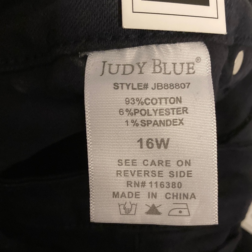 NWT Judy Blue “In the Navy” High Waist Wide Leg Cropped Denim Jeans Sz 16W - Picture 13 of 14
